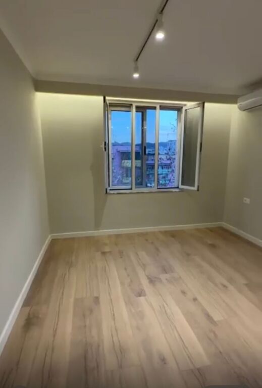 Appartamento 1+1 in vendita, Incrocio 21 Dhjetori!!