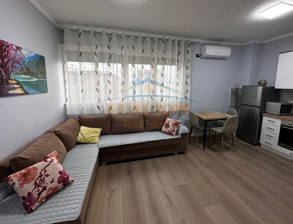 Affitto, Appartamento 1+1, Oxhaku, Tirana.