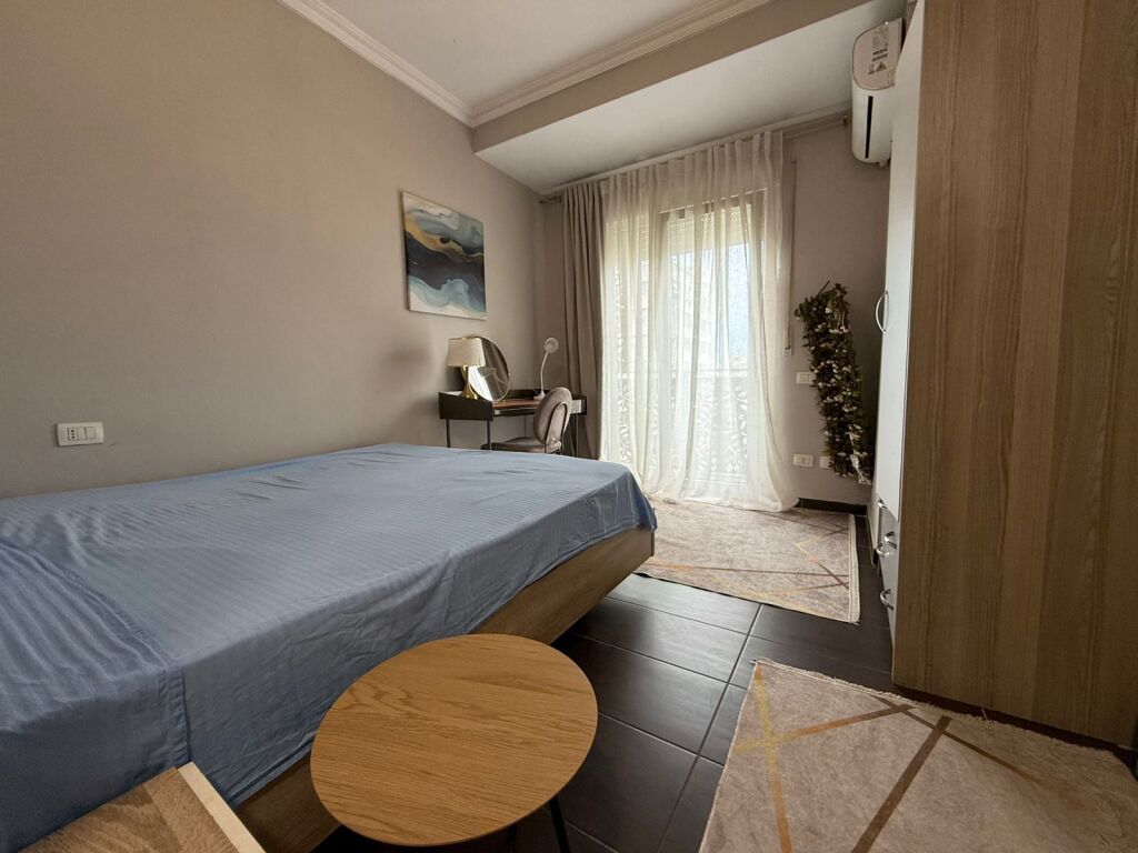 ZOGU I ZI – APPARTAMENTO 2+1+2 IN AFFITTO