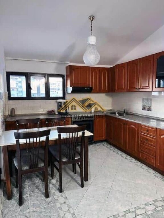 OKAZION SHITET PAPAFINGO 360m2 NE PLAZH, DURRES!