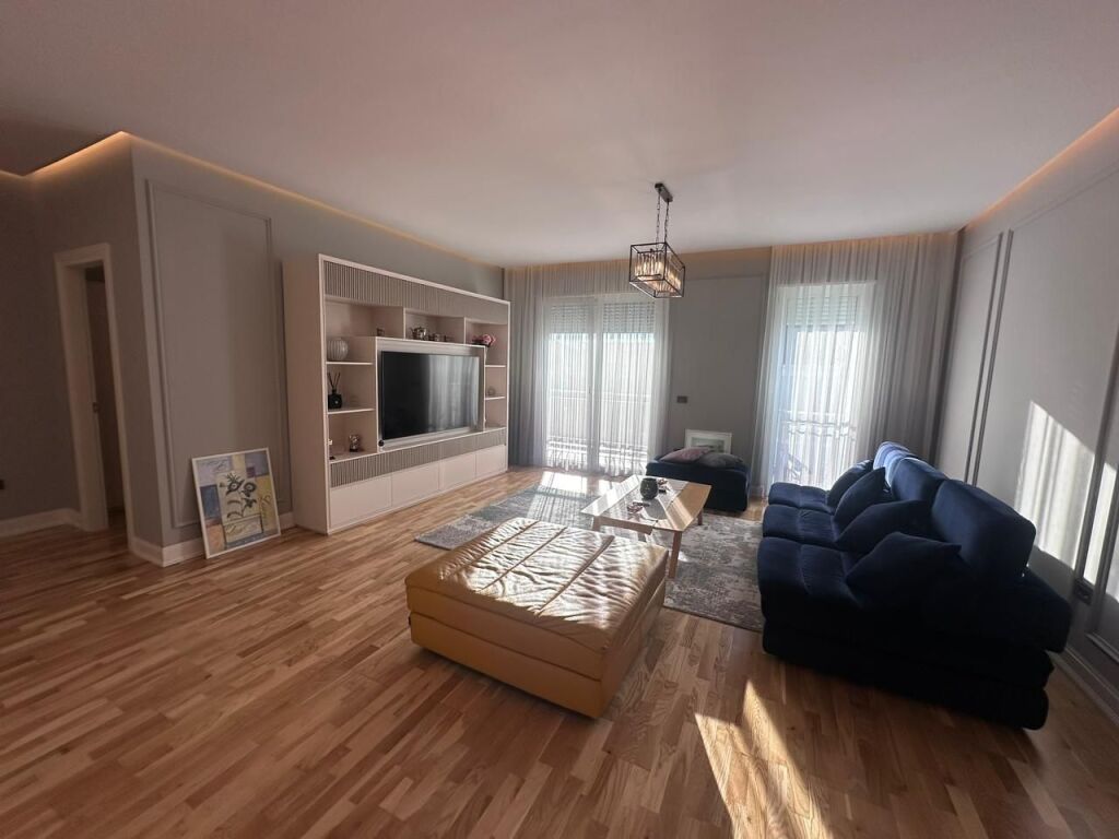 Rent 3+1+2+Parking , TEG
