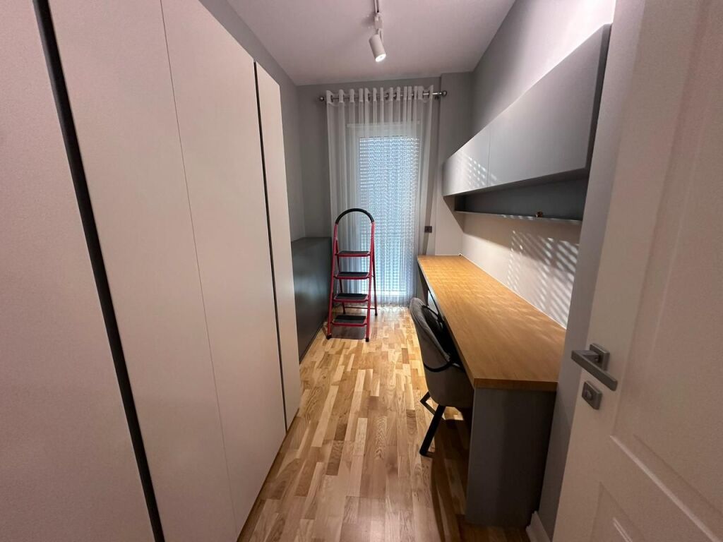 Rent 3+1+2+Parking , TEG