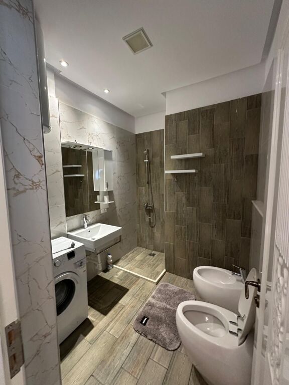 SHITET APARTAMENT 2+1 + VERANDË 📍 Liqeni i Thatë – Kompleksi FZ