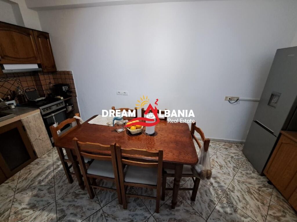 Vile 2 Kateshe+Papafingo ne Shitje, Brenda Unazes Vogel, prane Arkivit Qendror ne Tirane (ID 4151212)