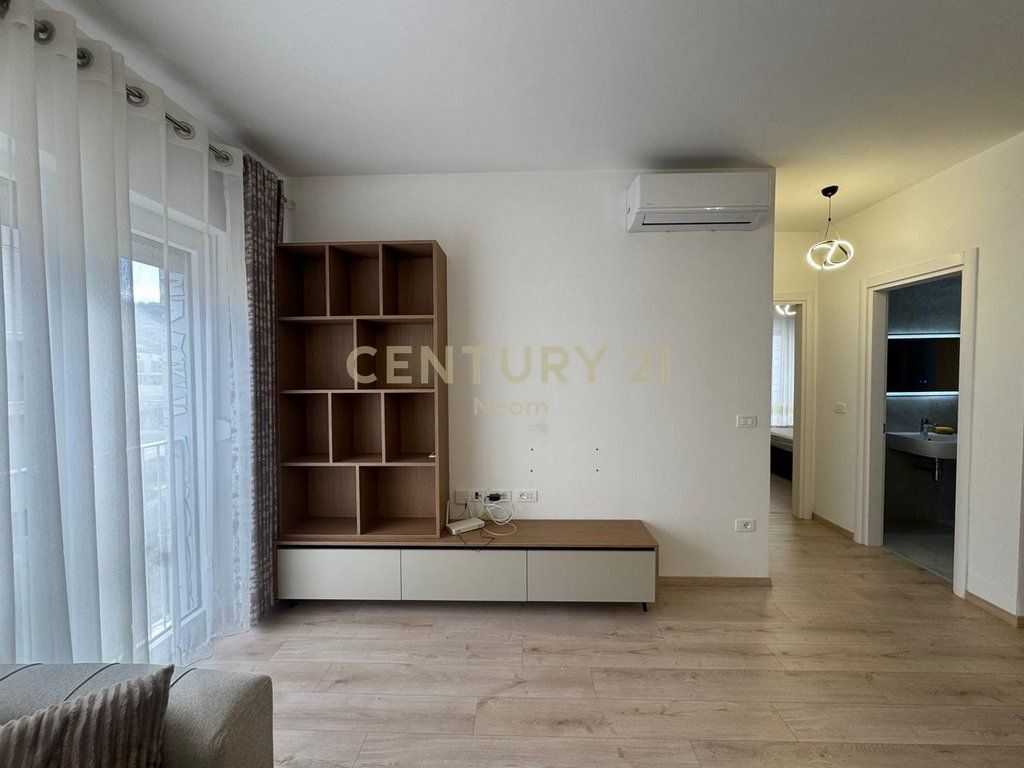 AFFITTO APPARTAMENTO MODERNO 2+1 CON 1 POSTO AUTO, LAGO ASCIUTTO!!