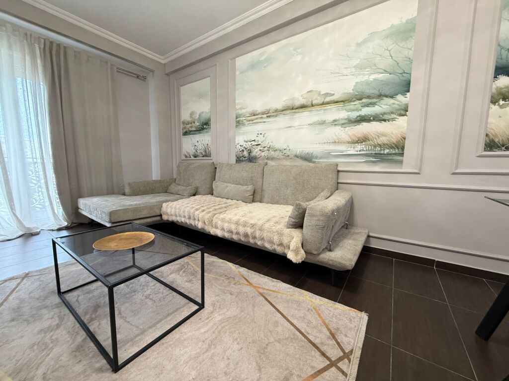 ZOGU I ZI – APPARTAMENTO 2+1+2 IN AFFITTO