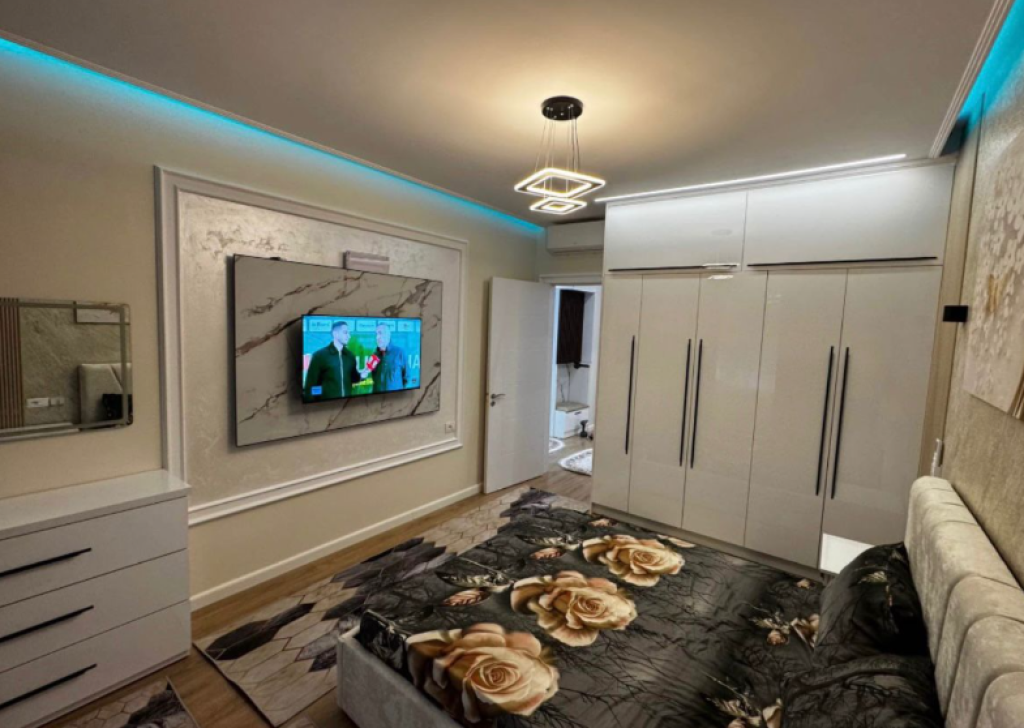 🏠 Apartament 1+1 me Qira + Parkim – Rruga Azem Galica, Kamëz