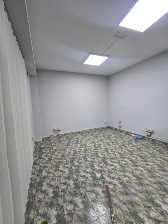 Office for rent at Garda