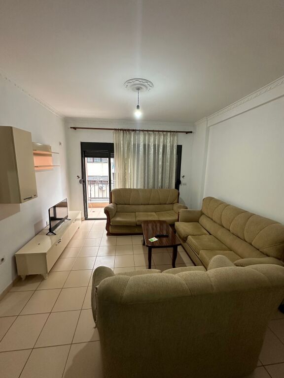 Appartamento 2+1+2 in affitto ad Astir vicino a Welli al rondò