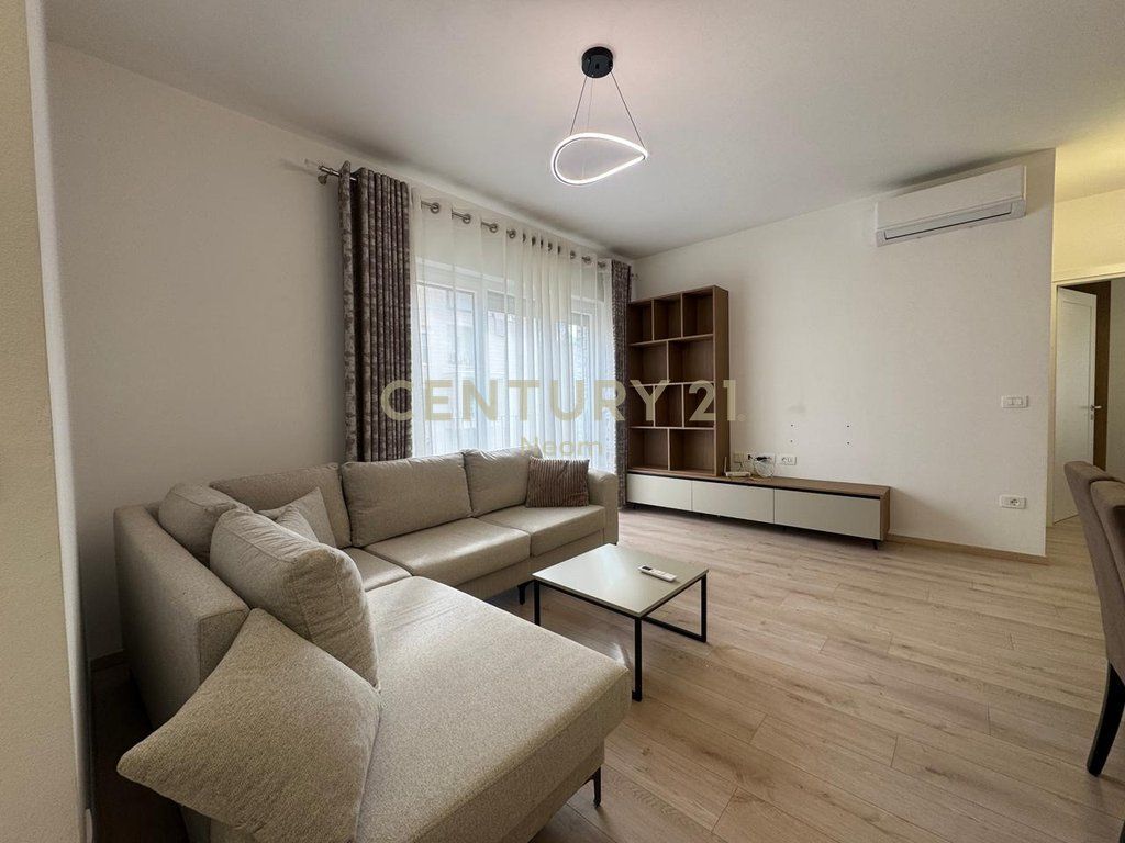 AFFITTO APPARTAMENTO MODERNO 2+1 CON 1 POSTO AUTO, LAGO ASCIUTTO!!
