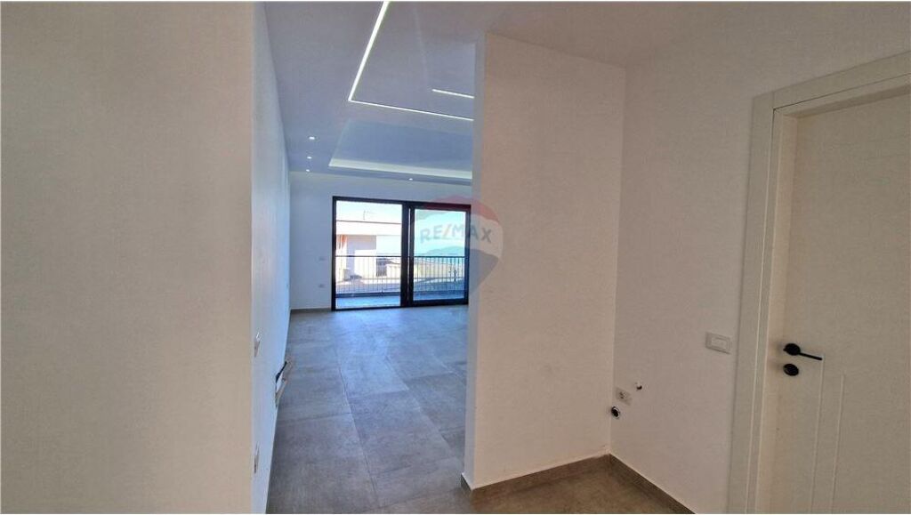 🌊🏡 APARTAMENT 2+1 NË SHITJE NË UJË TË FTOHTË, VLORË