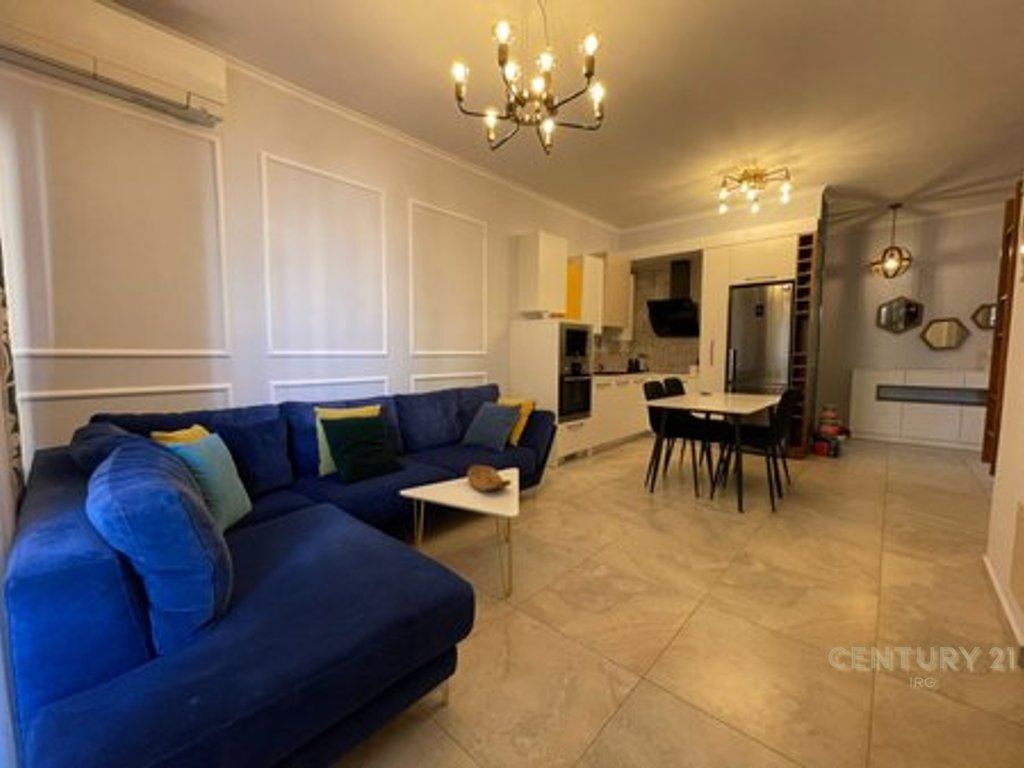 2+1 for sale in Astir 165 000 euro