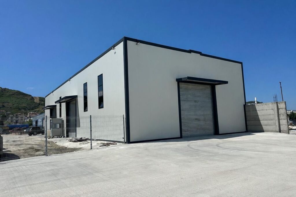 WAREHOUSE FOR RENT 550 M2 VORE 2,500 EURO