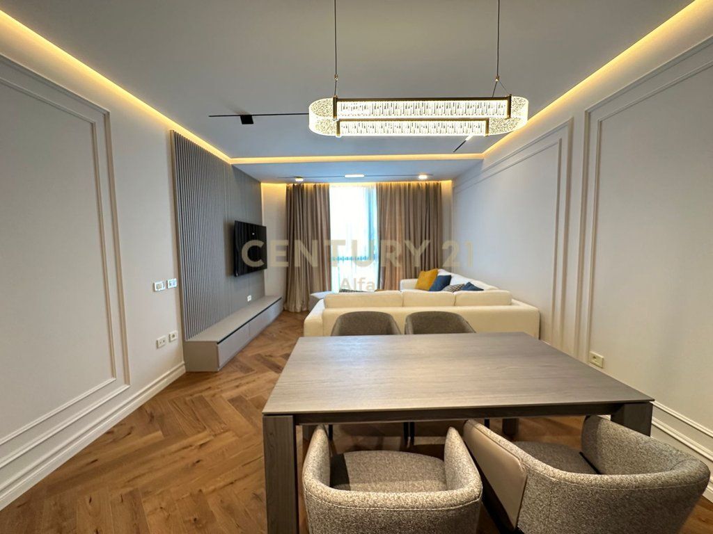 Appartamento di Lusso 3+1+2 + Posto Auto in Affitto presso "Golden Residence"!
