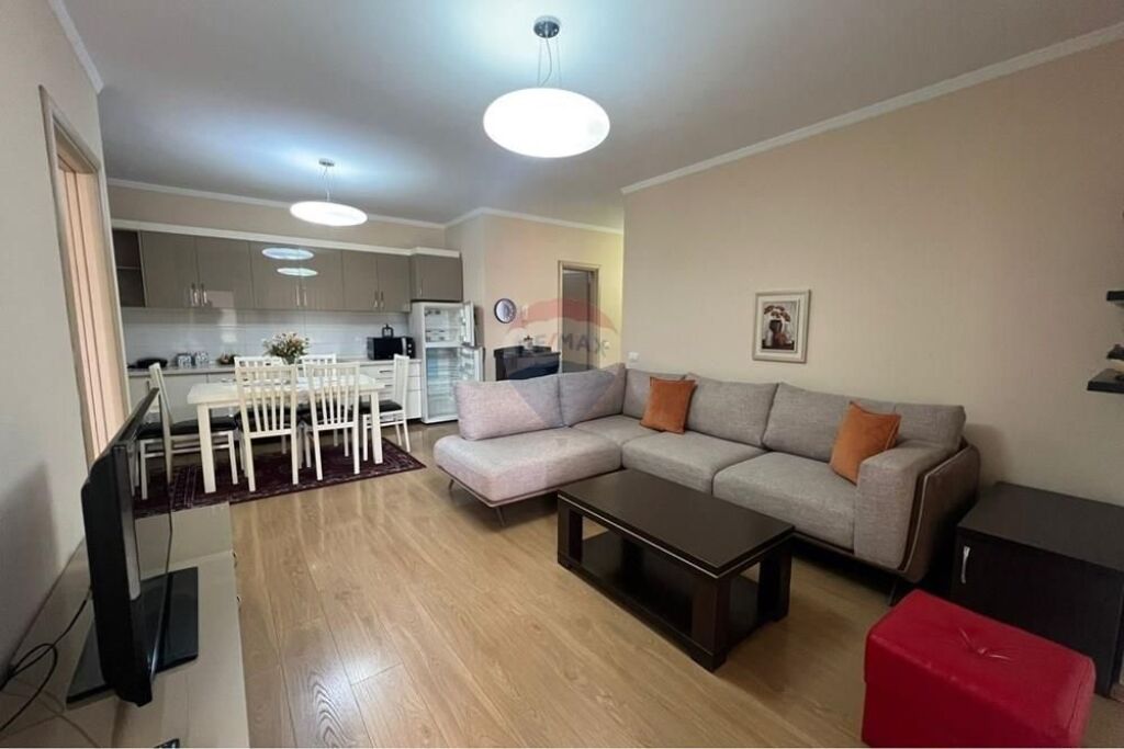 Apartament 2+1+2 ne shitje ne Don Bosko