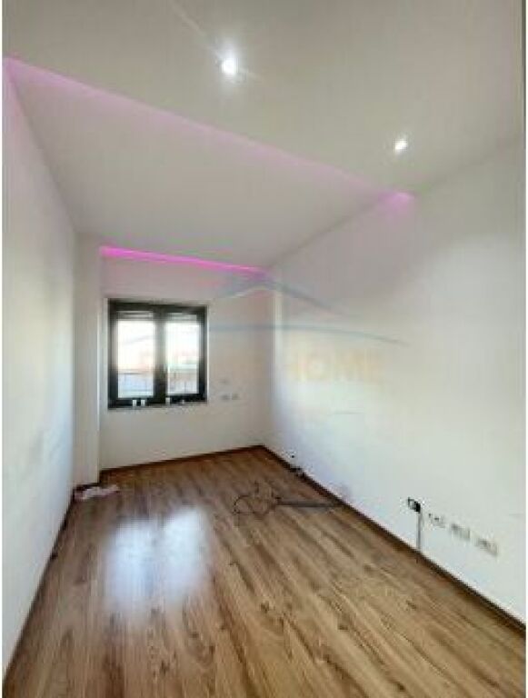 Affitto, Locale Commerciale, Ring Center, Zogu i Zi, Tirana