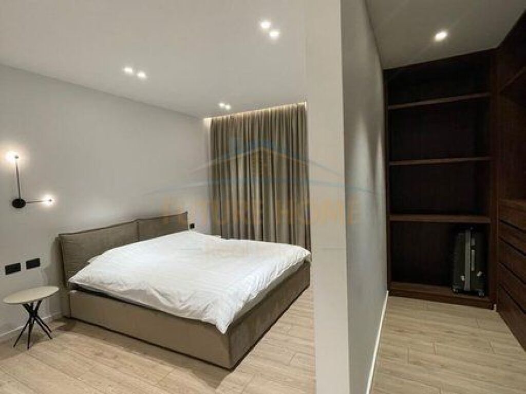 Affitto, Appartamento 2+1+2, Vicino al Centro, Tirana