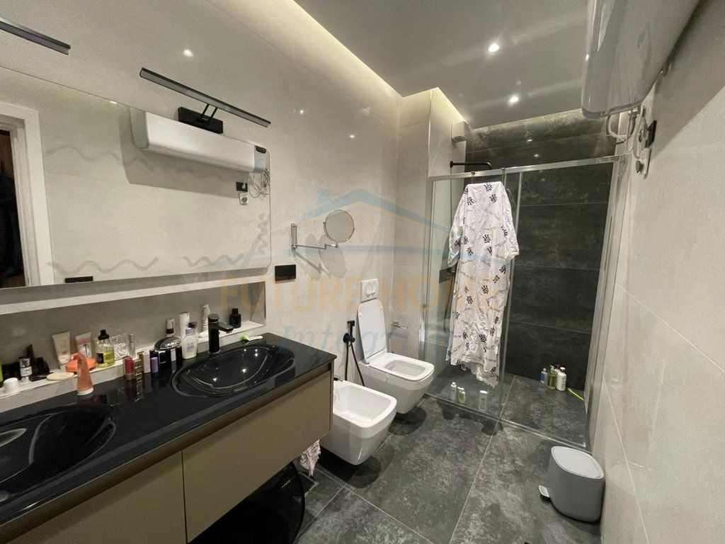Rent, Apartment 2+1+2, Shallvaret
