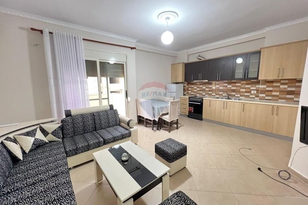 🏡✨ APARTAMENT 2+1 ME QIRA – PAS PARKUT AULONA, VLORË