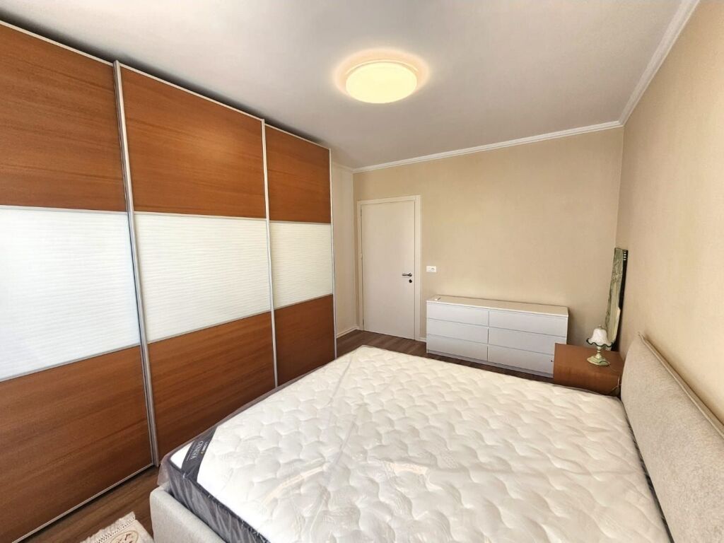   APARTAMENT 1+1 PER QIRA PRANE KOPSHTIT ZOOLOGJIK