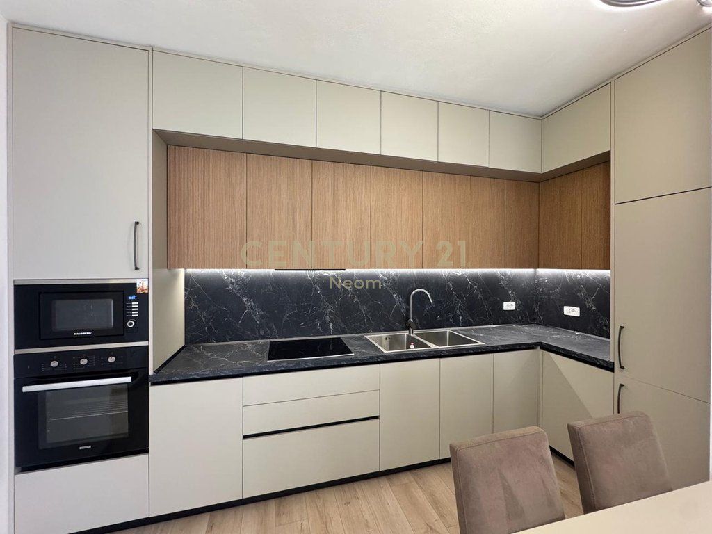 AFFITTO APPARTAMENTO MODERNO 2+1 CON 1 POSTO AUTO, LAGO ASCIUTTO!!