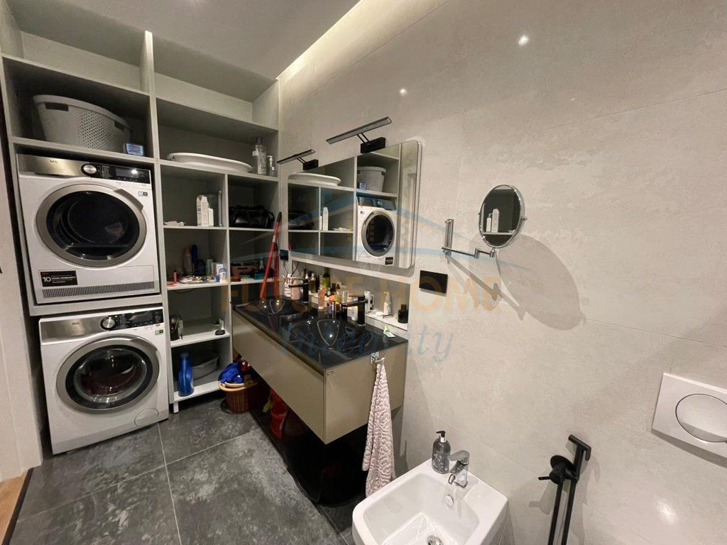 Rent, Apartment 2+1+2, Shallvaret