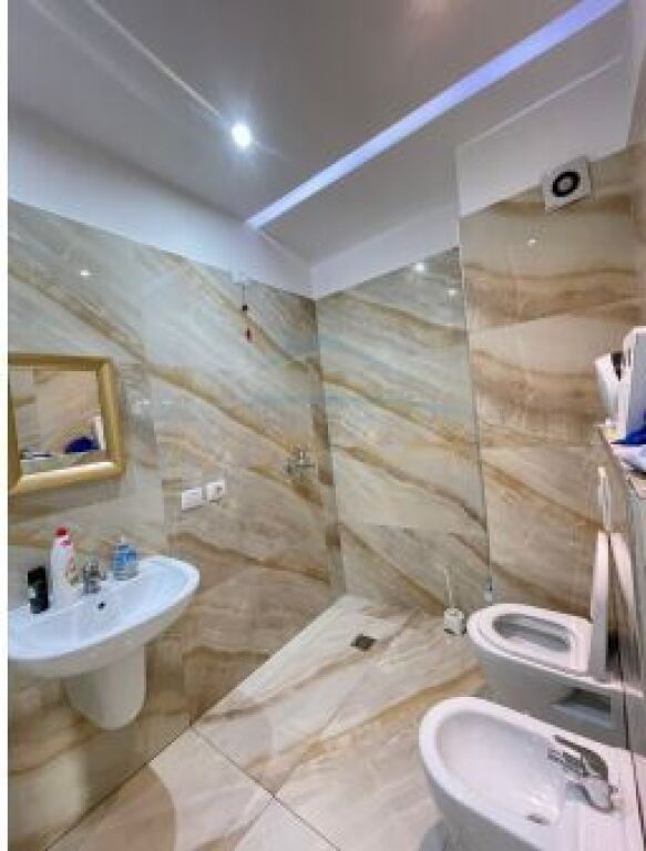 Affitto, Locale Commerciale, Ring Center, Zogu i Zi, Tirana