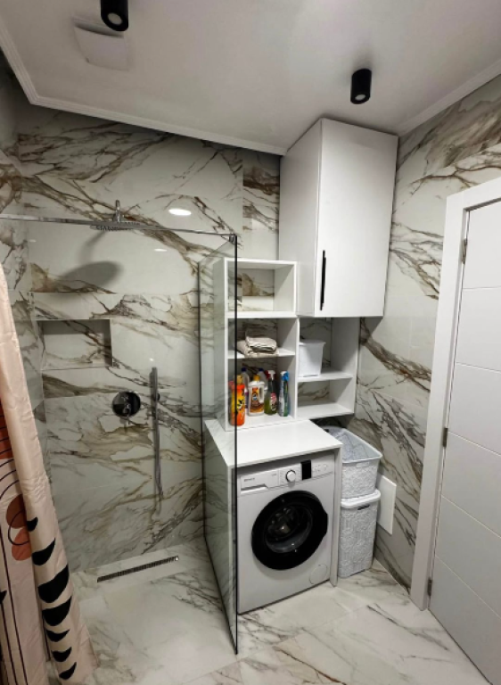 🏠 Apartament 1+1 me Qira + Parkim – Rruga Azem Galica, Kamëz