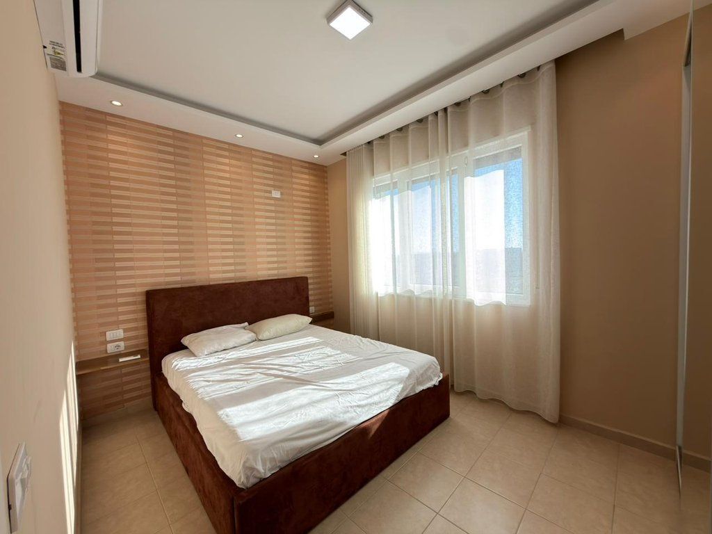 VALAMAR, SELLING APARTMENT 2+1+2 PARKING SPACES !