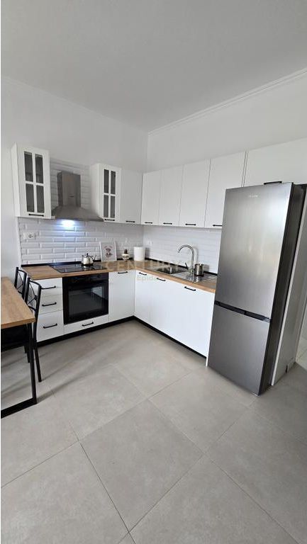 FOR SALE APARTMENT 2+1+2 IN THE FIRST LINE BY THE SEA