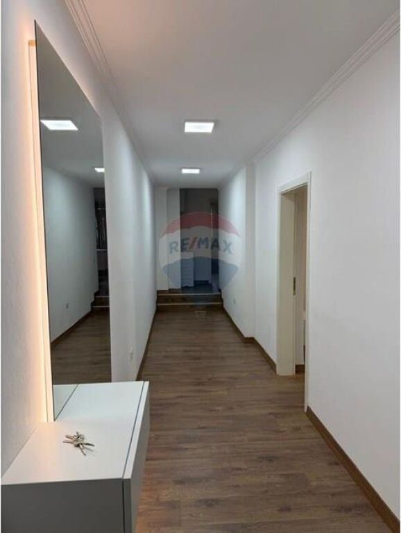 Apartament 2+1 per qira prane qendres