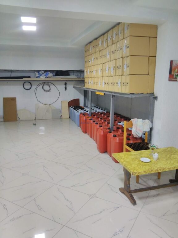 LOCALE COMMERCIALE / MAGAZZINO DI 80M2 IN AFFITTO "VICINO ALLA GRANDE ANELLO DI TIRANA" 500 EURO