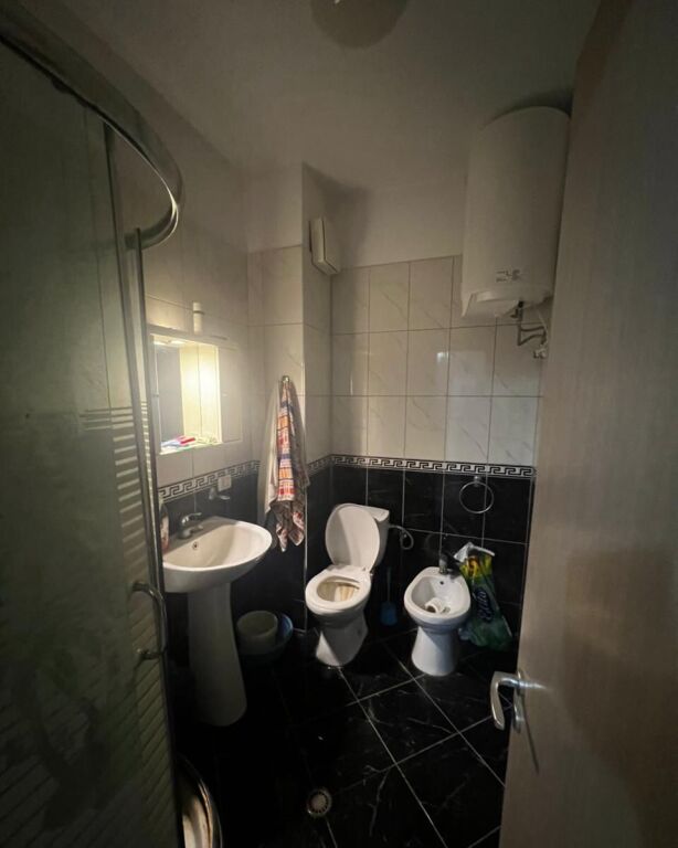 APARTAMENT ME QERA 2+1 YZBERISHT 500 EURO