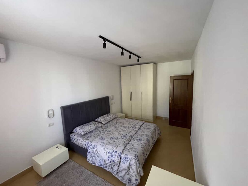 🏡 APARTMENT 2+1 FOR RENT  📍 Area: 9 Floors💰 Price: 75,000 lek / month