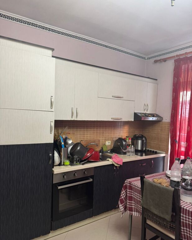 APPARTAMENTO IN AFFITTO 2+1 COMUNE DI PARIGI 60.000 LEKE