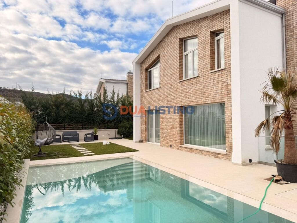 VILLA CON PISCINA IN AFFITTO PRESSO LA RESIDENZA ELYSIUM A MJULL BATHORE !!
