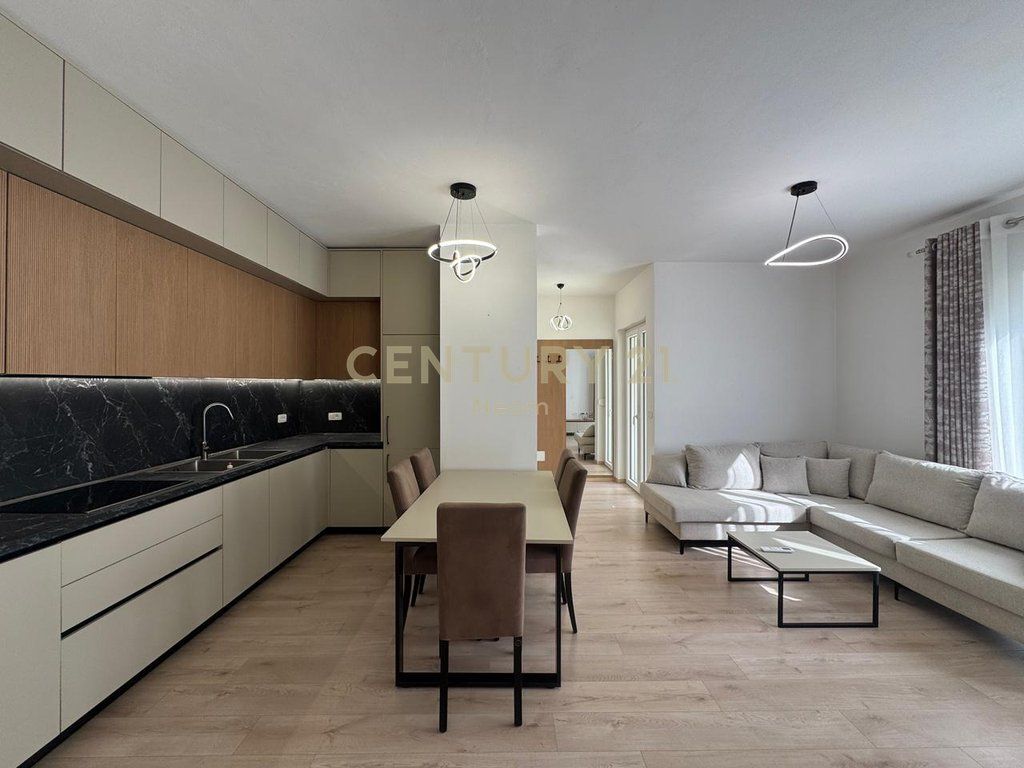 AFFITTO APPARTAMENTO MODERNO 2+1 CON 1 POSTO AUTO, LAGO ASCIUTTO!!