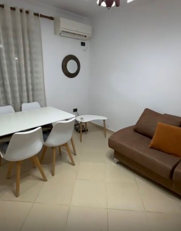 Apartament 2+1 me qira prane Pediatrise!