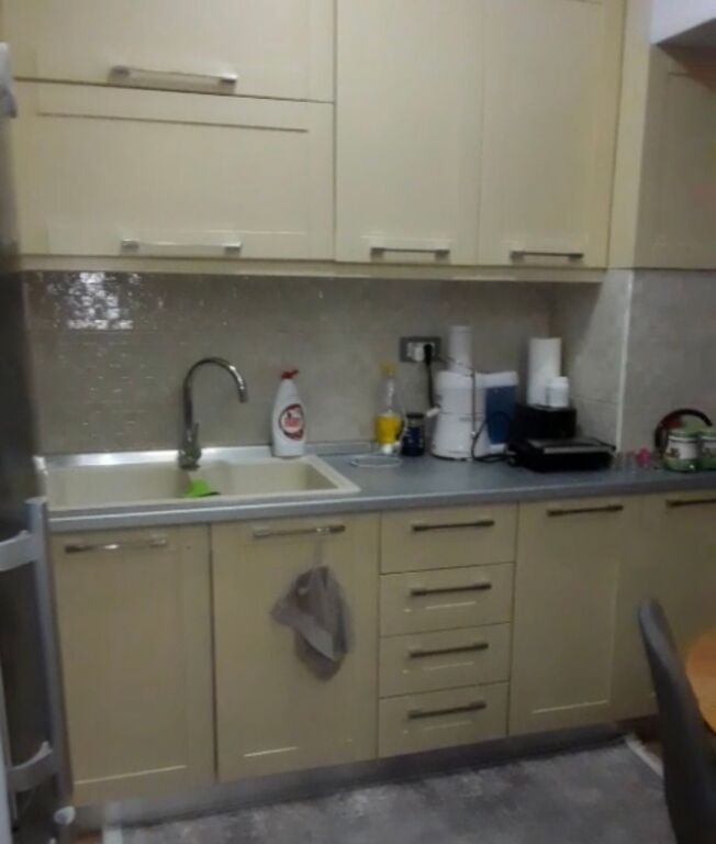 Apartament 1+1 me qira tek Uet ne Porcelan!