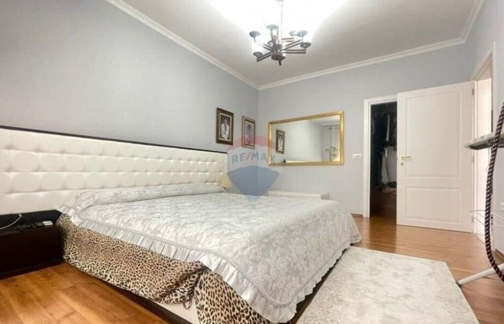 Appartamento - In Vendita - Vasil Shanto, Tirana(ID: 530561001-257)