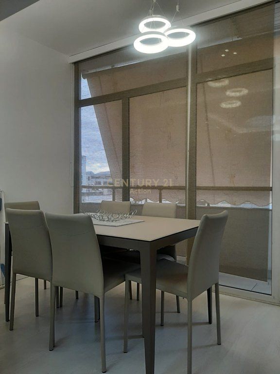 Shitet apartament 1+1 te kompleksi Usluga!