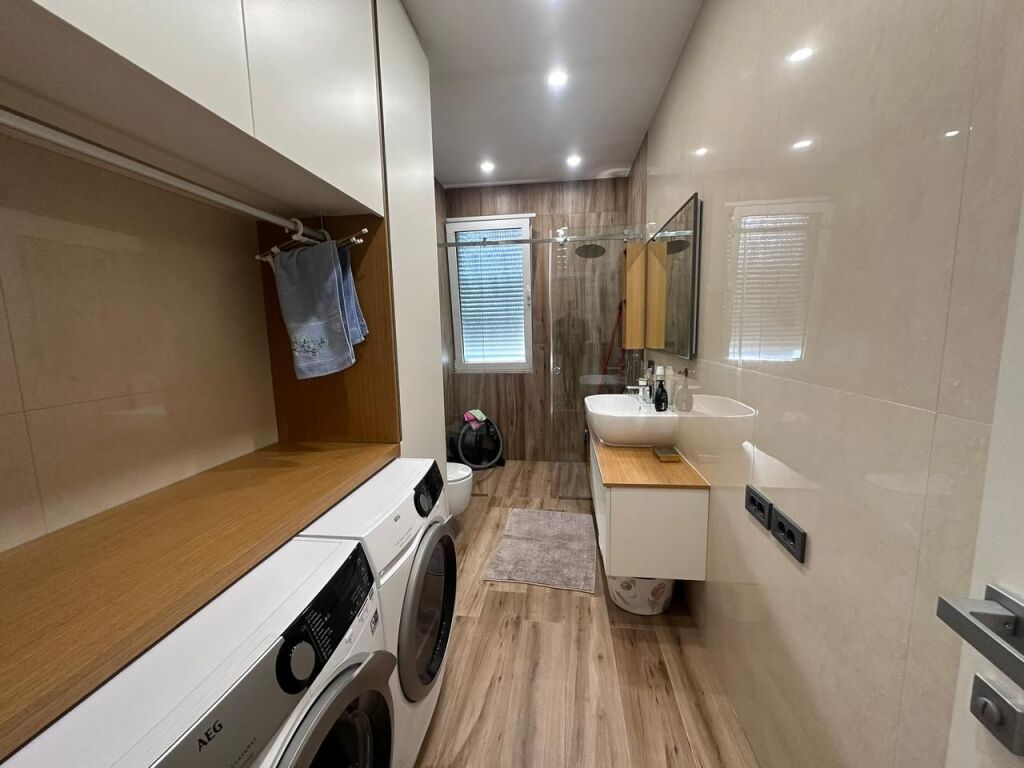 Rent 3+1+2+Parking , TEG