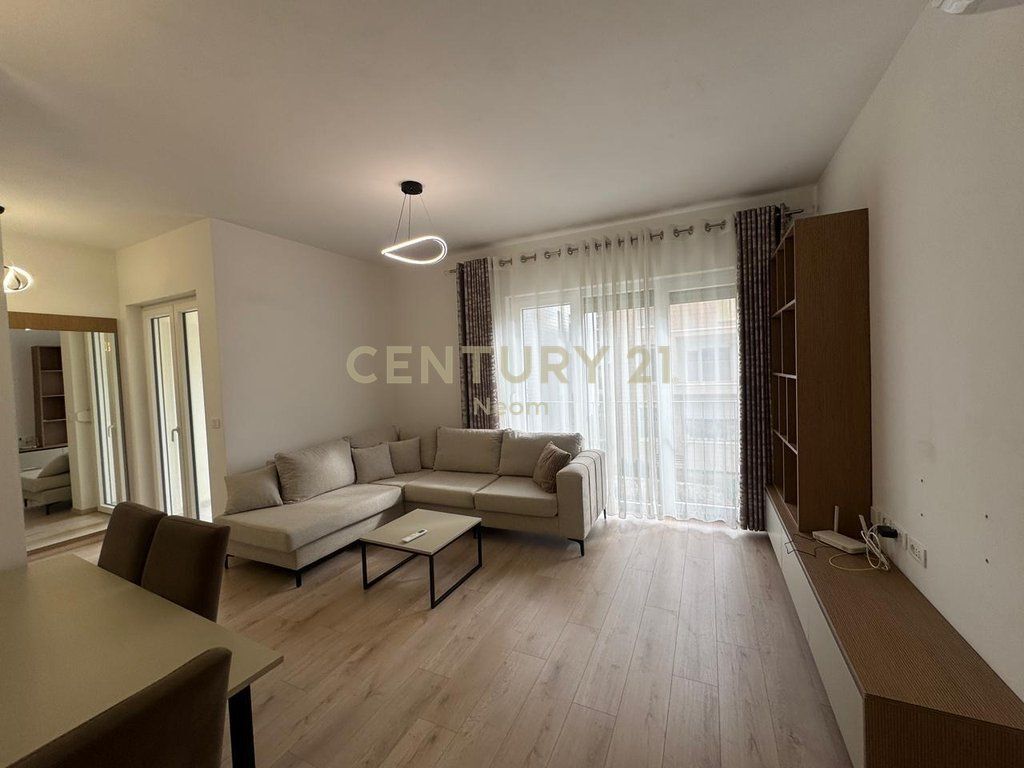 AFFITTO APPARTAMENTO MODERNO 2+1 CON 1 POSTO AUTO, LAGO ASCIUTTO!!