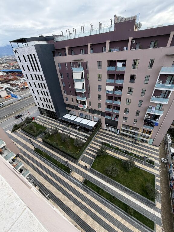 Qera: Apartament 3+1+2 Cmimi: 650 €