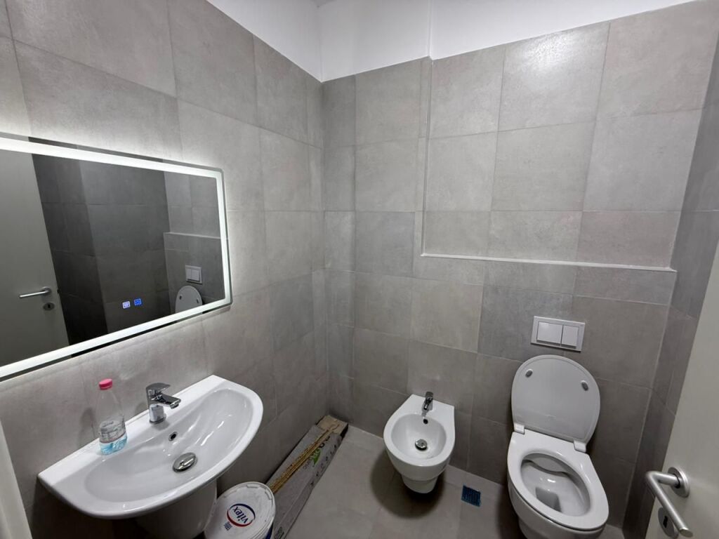 Appartamento moderno 2+1+2 in affitto con veranda e posto auto – Lago Secco 🌿
