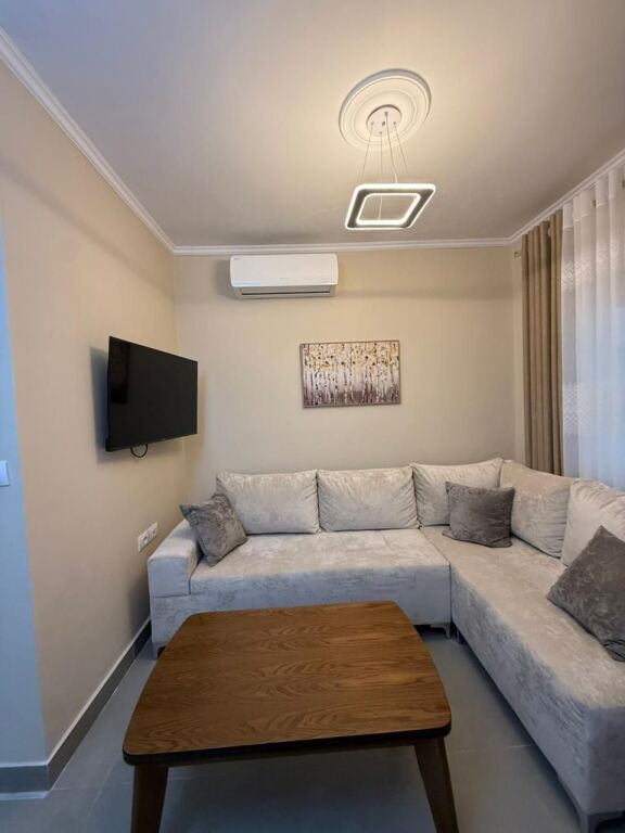 Appartamento 1+1 in Affitto a Laprakë !