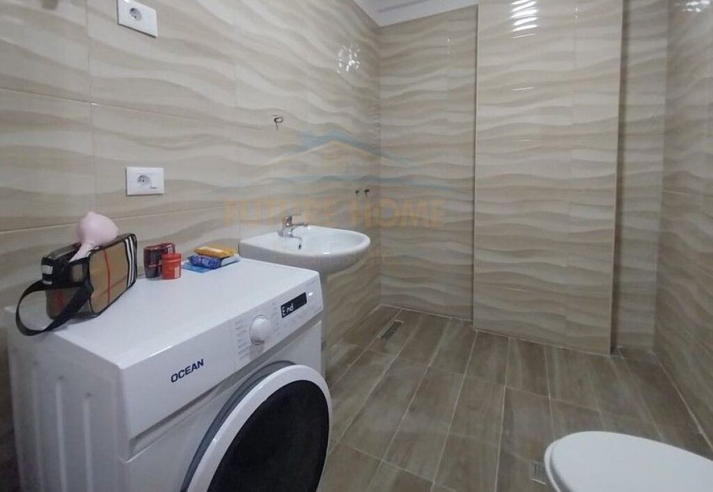 Affitto, Appartamento 2+1+2+Posto Auto, Via 5-Maji, Tirana