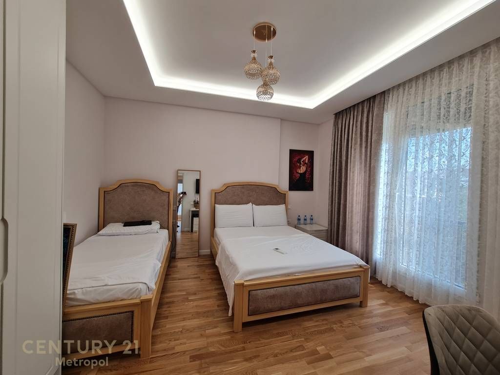 OFFRO IN VENDITA VILLA CON PISCINA NEL GOLFO DI LALZIO-RESIDENZA GALA!
