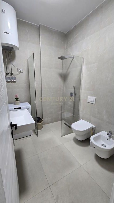 FOR SALE APARTMENT 2+1+2 IN THE FIRST LINE BY THE SEA