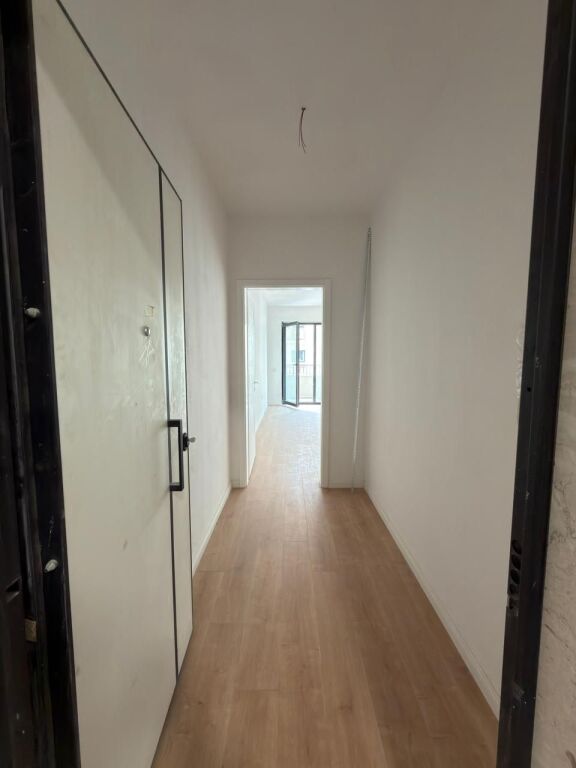 APARTAMENT 1+1 PER SHITJE TEK LIQENI I THATE
